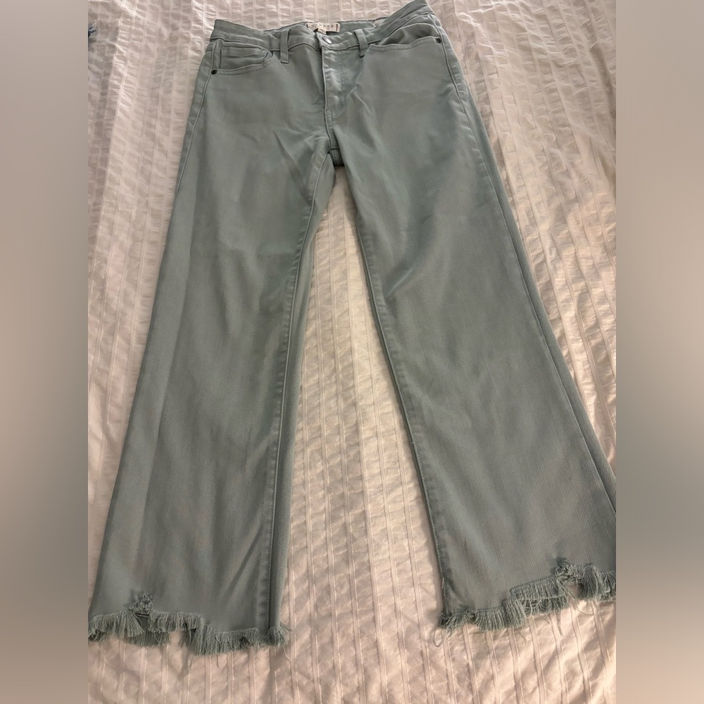 Women’s jeans